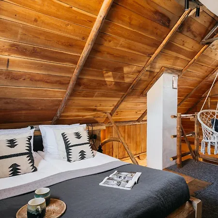 Alpstuga Mountain Shelter *